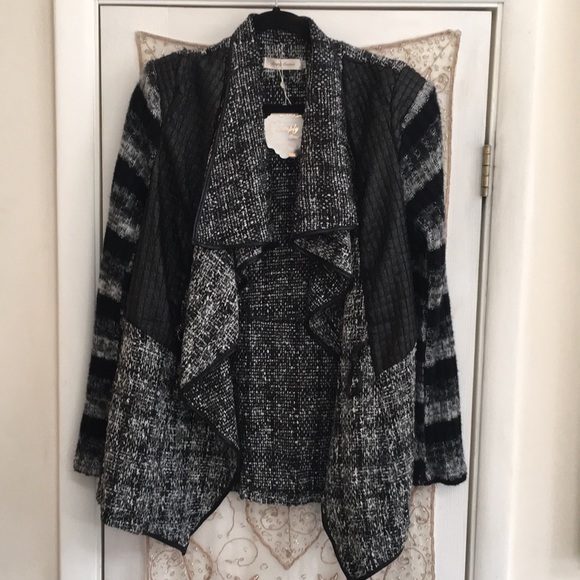 Simply Couture Sweaters - NWT XXXL Simply Couture Stylish Sweater Jacket 💖